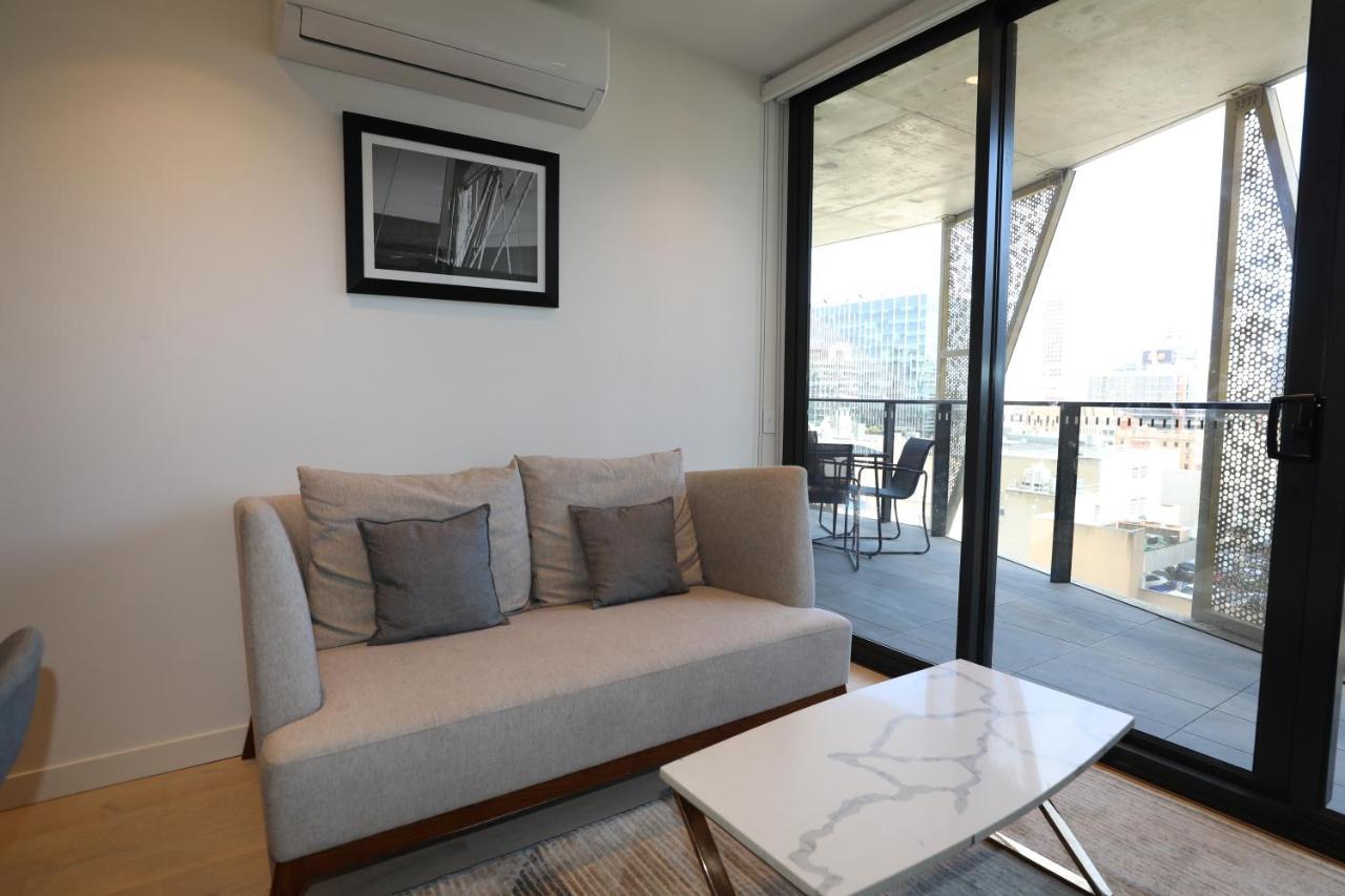 أدليد Realm Apartments By Cllix المظهر الخارجي الصورة