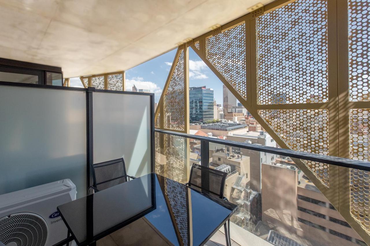 أدليد Realm Apartments By Cllix المظهر الخارجي الصورة